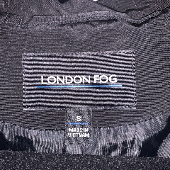 Raincoat with hood - Picture 2 of 4